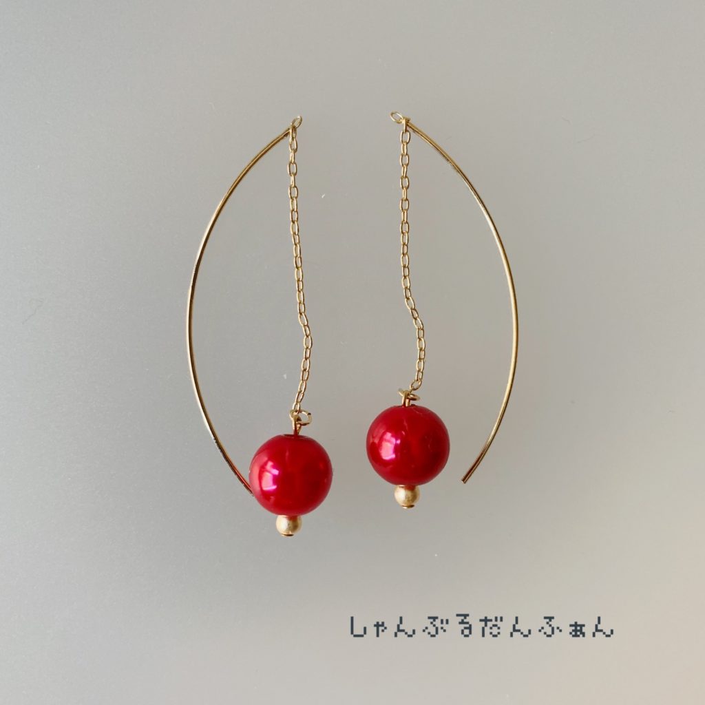 花京院のさくらんぼピアス