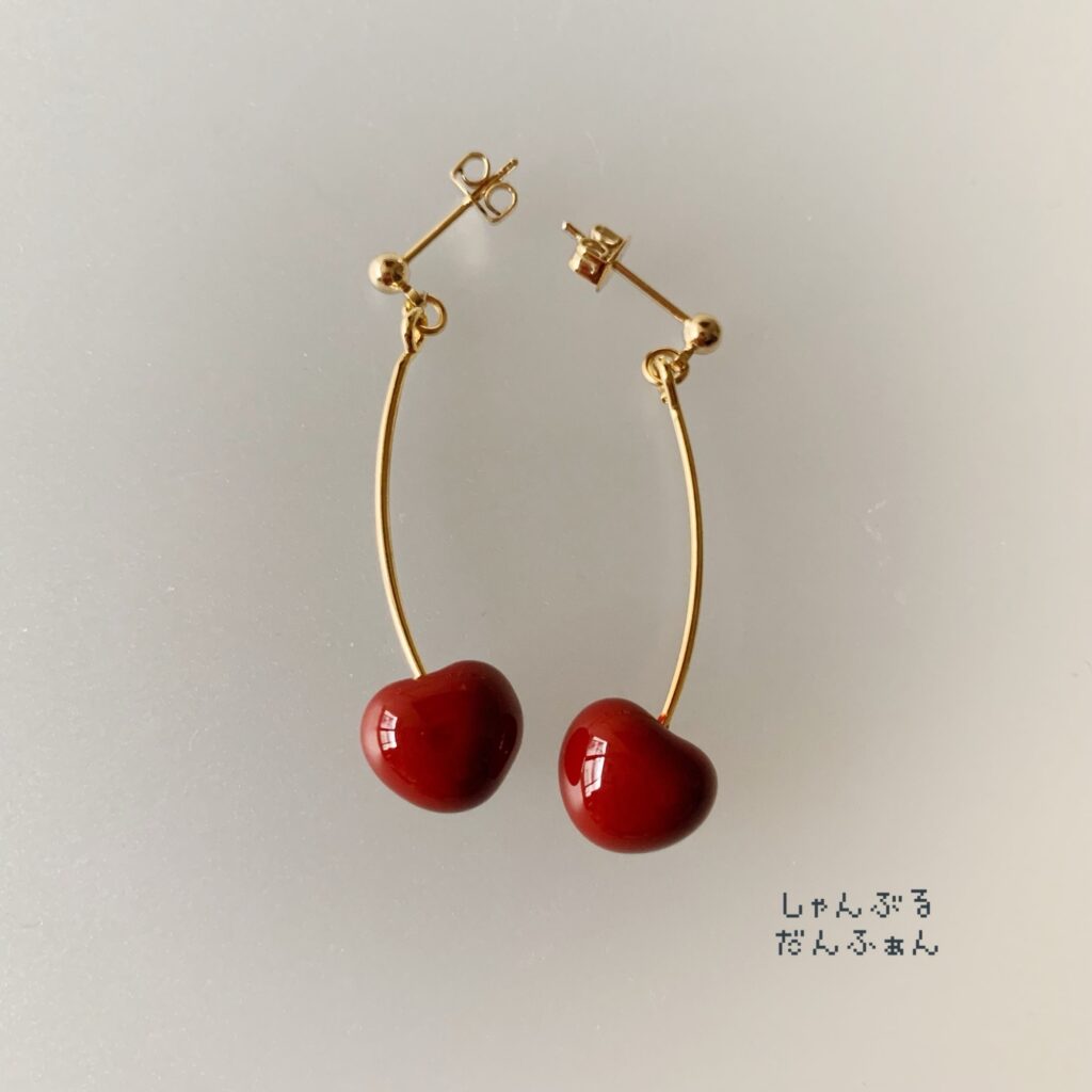 さくらんぼのピアス(ちょっと大人)